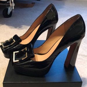 Mark and James Badgley Mischka black patent pumps